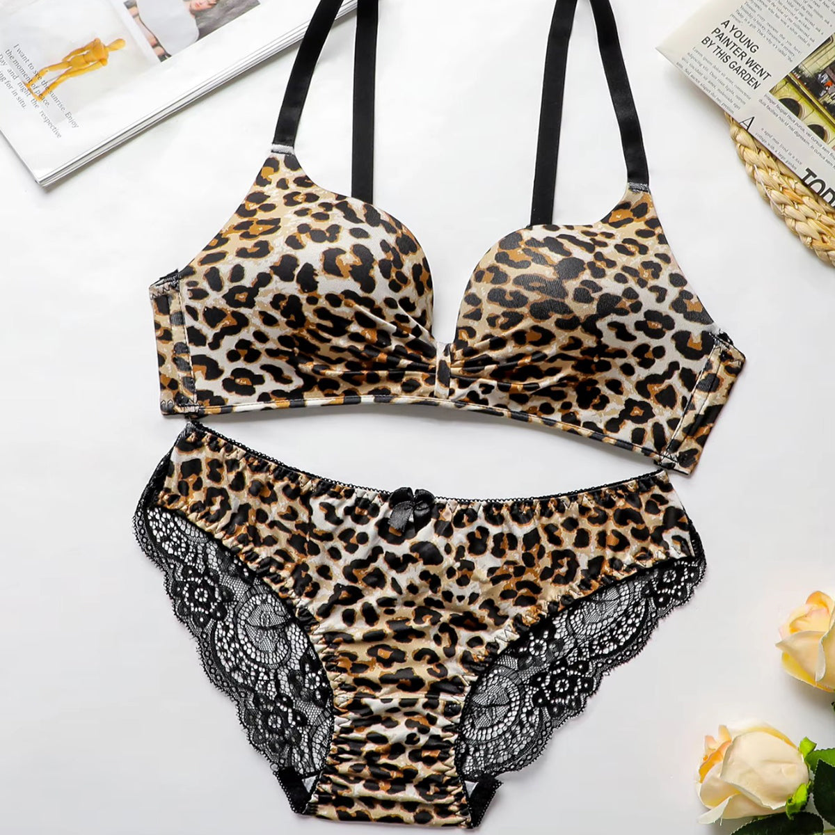 New High Quality Leopard Print Wireless Adjustable Straps See Through Lace Panty Bra And Panty Set 2046