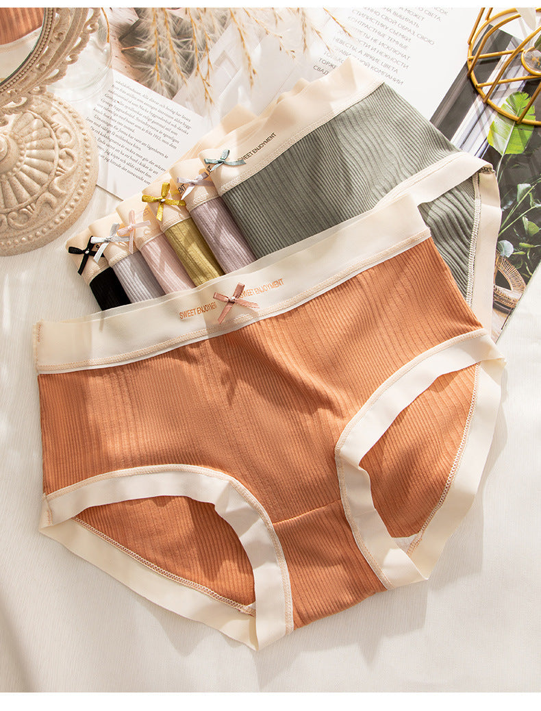 Pack of 4 Soft Ribbed High-Waist Cotton Panties for Women – Seamless Edges, Contrast Lace Trim & Cute Bow Detail – CS18