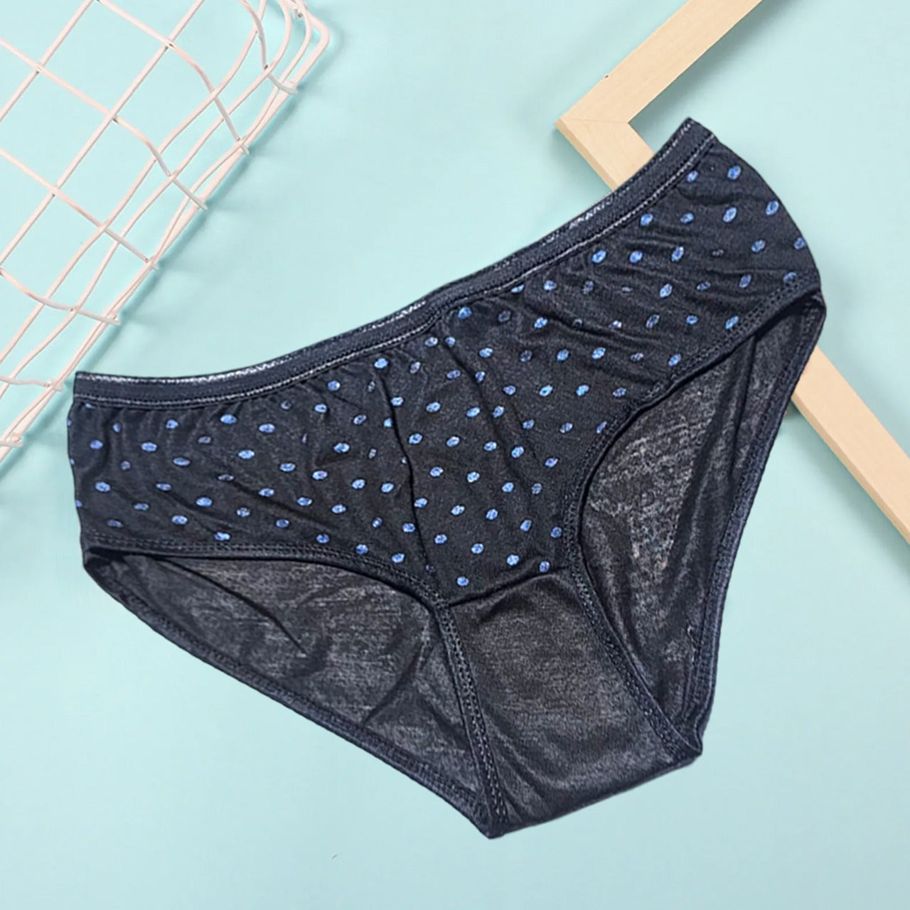 Shezaib women's polka dot design cotton panty in black color