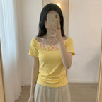 Women’s Padded Floral Neckline T-Shirt - Flower 5641