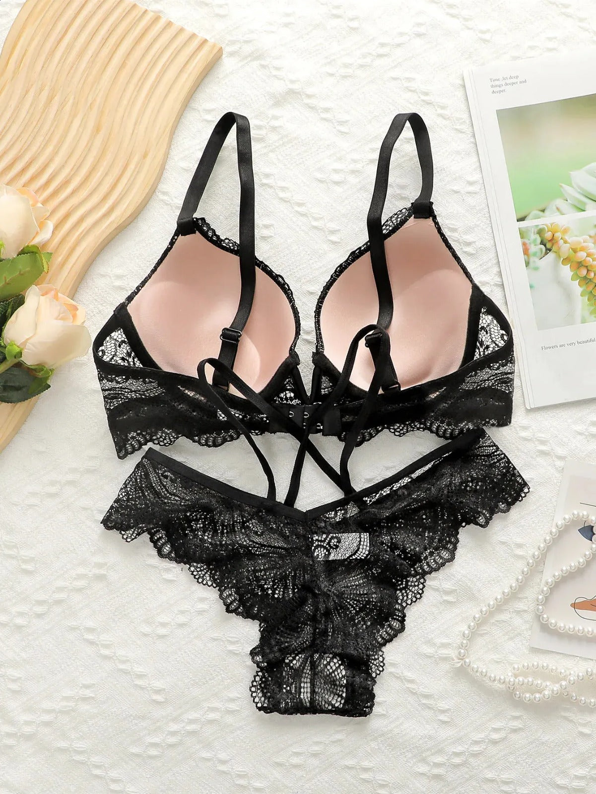 New High Quality Cute Lace Embroidery Push Up Bra & Panty set- U093