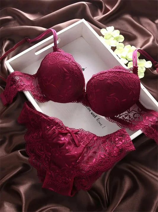 Flourish Lavender Lace Bra – Push Up & Double Padded Floral Comfort (9118)