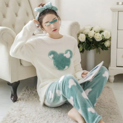 Shezaib New Winter Korean Flannel Women Pajamas Set O-Neck Velvet Warm Pajama Set