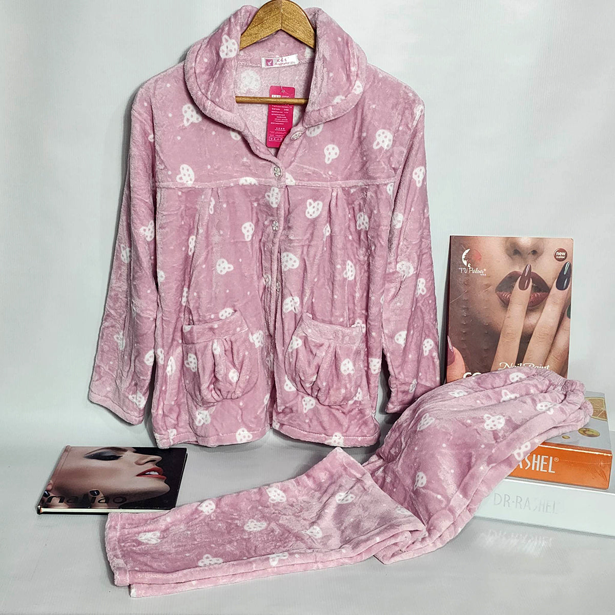 Shezaib New Winter Korean Flannel Women Pajamas Set O-Neck Velvet Warm Pajama Set