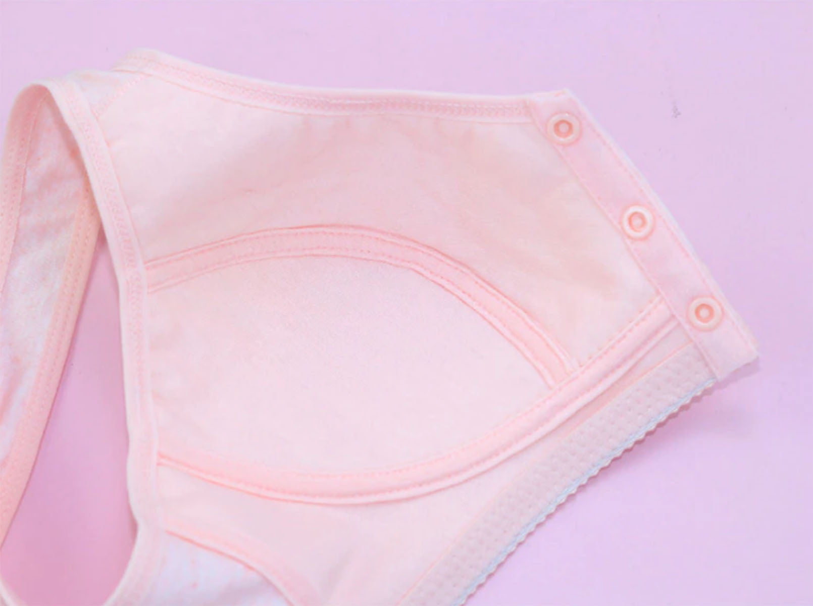 Comfortable Solid Seamless Front Button Nursing Bra-105